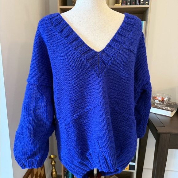 Vintage Oversized Cozy Blue Knit Sweater Small - Picture 1 of 6